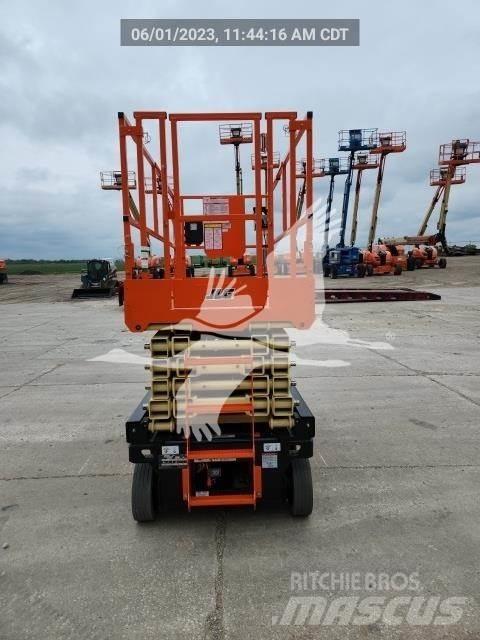 JLG 4045R Ollós emelők