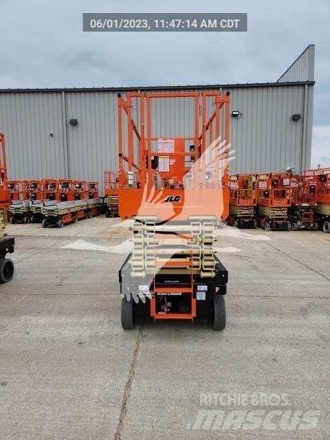 JLG 4045R Ollós emelők