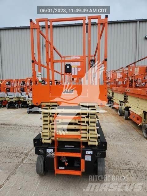 JLG 4045R Ollós emelők