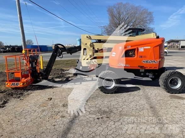 JLG 450AJ Karos emelők