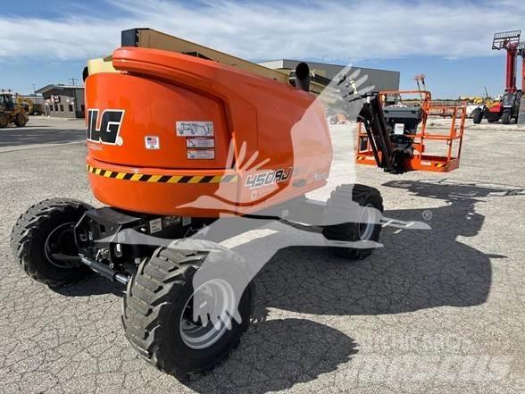 JLG 450AJ Karos emelők