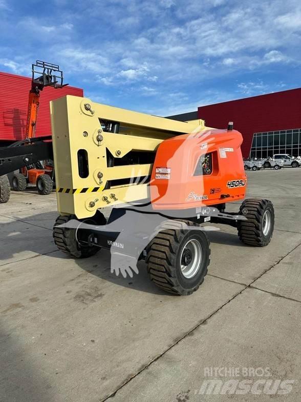 JLG 450AJ Karos emelők