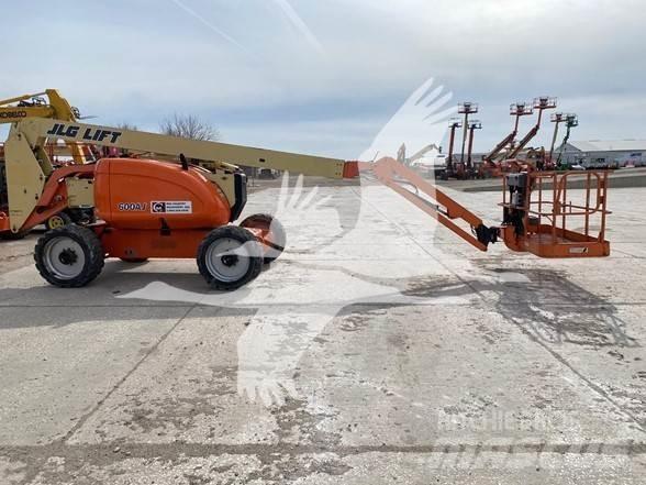 JLG 600AJ Karos emelők