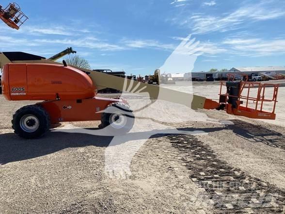 JLG 600S Teleszkópos emelők