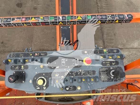 JLG 660SJ Teleszkópos emelők