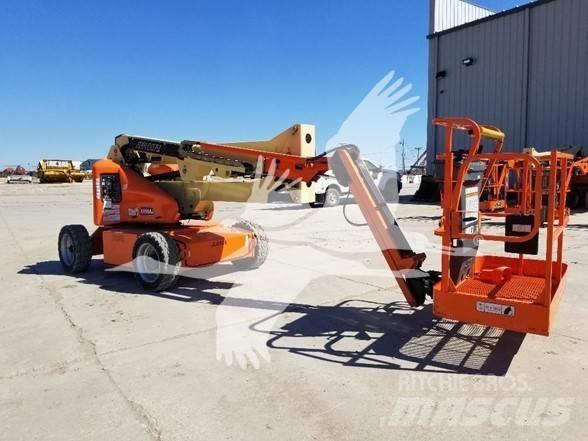 JLG E450AJ Karos emelők