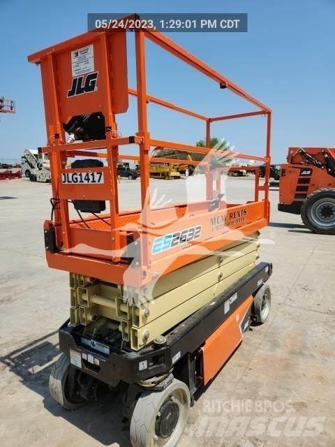 JLG ES2632 Ollós emelők