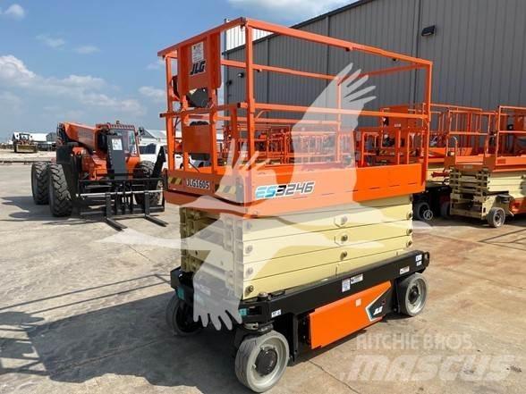 JLG ES3246 Ollós emelők