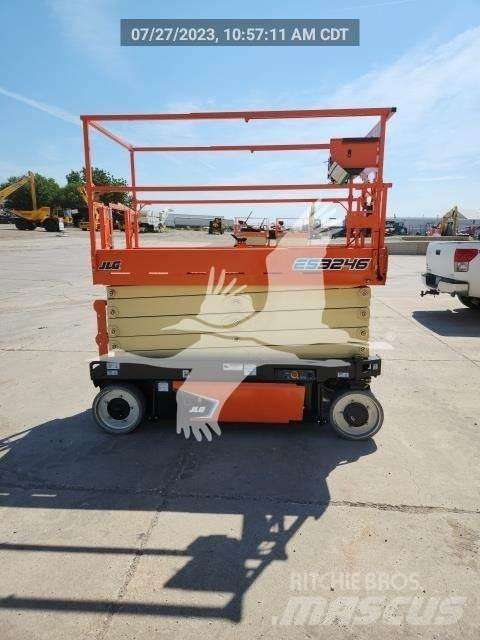 JLG ES3246 Ollós emelők