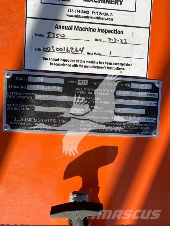 JLG T350 Pótkocsira szerelt emelők és állványok