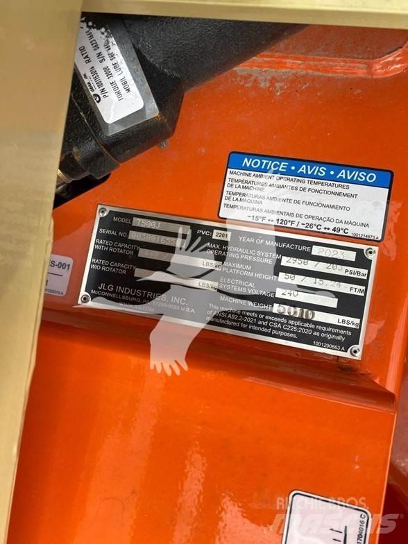 JLG T500J Pótkocsira szerelt emelők és állványok