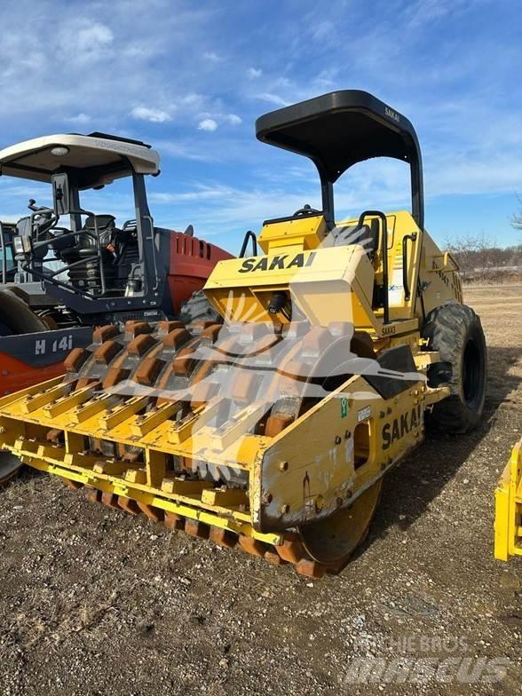 Sakai SV414T Egydobos hengerek