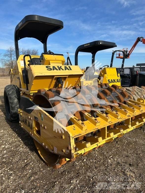 Sakai SV414T Egydobos hengerek