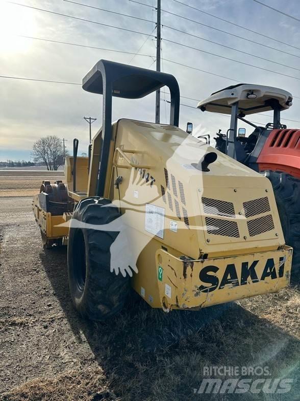 Sakai SV414T Egydobos hengerek