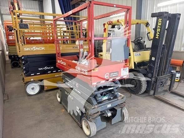 SkyJack SJ3219 Ollós emelők