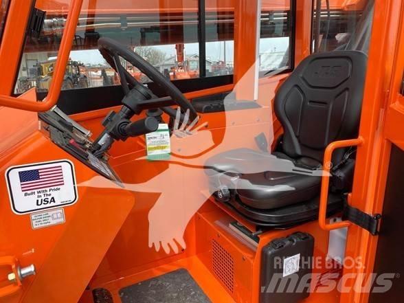 SkyTrak 10054 Teleszkópos rakodók