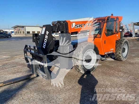 SkyTrak 10054 Teleszkópos rakodók