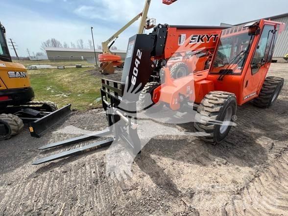 SkyTrak 6042 Teleszkópos rakodók