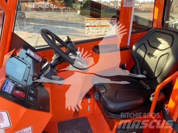 SkyTrak 6042 Teleszkópos rakodók
