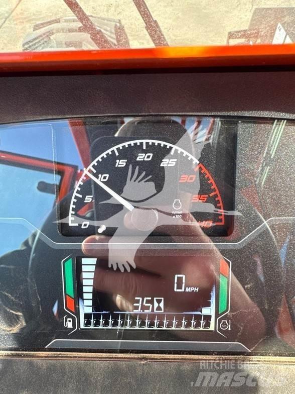 SkyTrak 6042 Teleszkópos rakodók