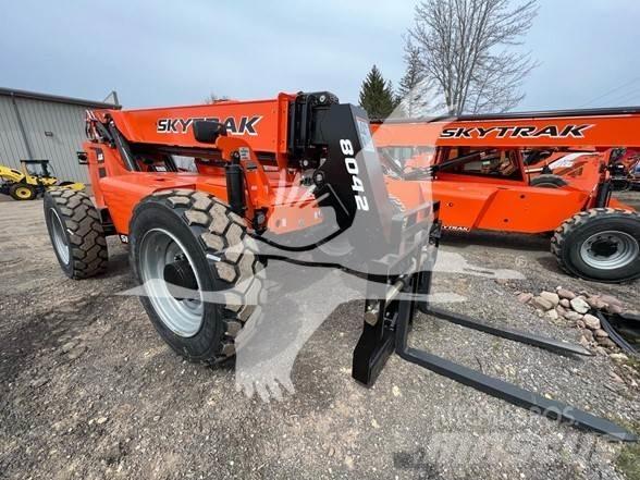 SkyTrak 8042 Teleszkópos rakodók