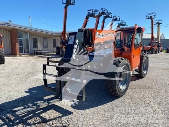 SkyTrak 8042 Teleszkópos rakodók