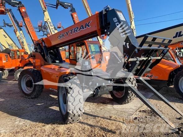 SkyTrak 8042 Teleszkópos rakodók