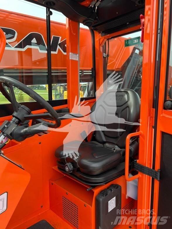 SkyTrak 8042 Teleszkópos rakodók