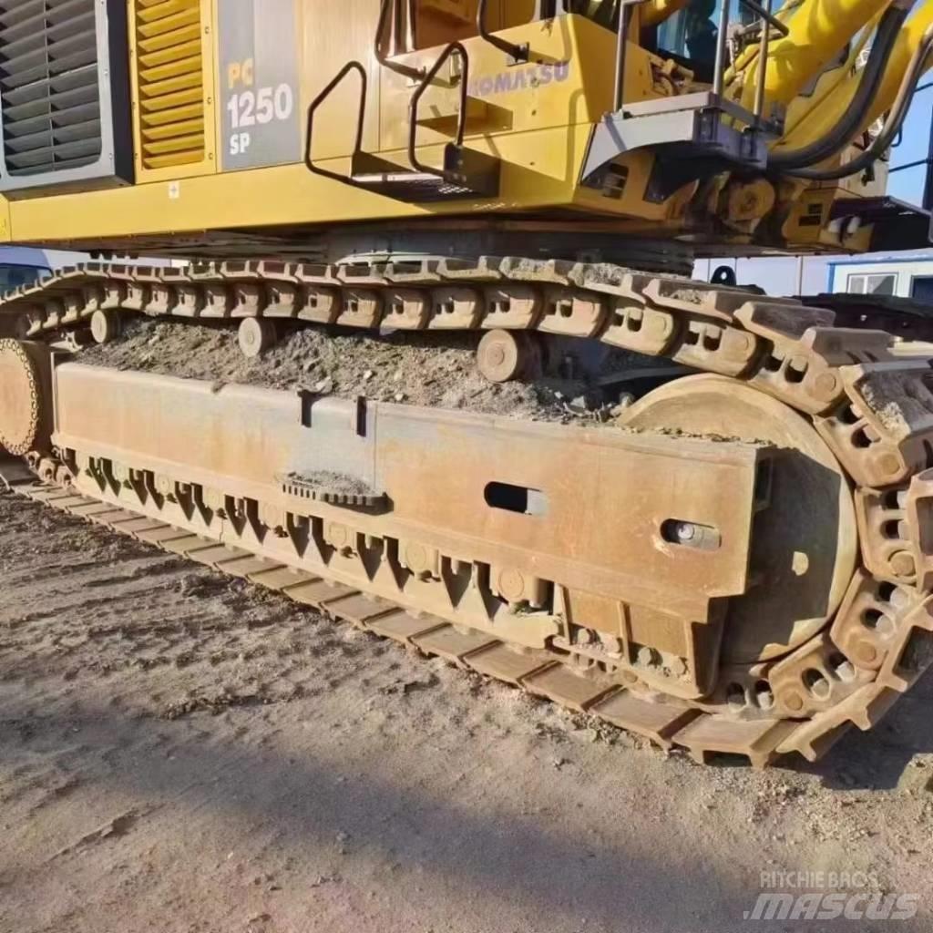 Komatsu PC1250SP Lánctalpas kotrók