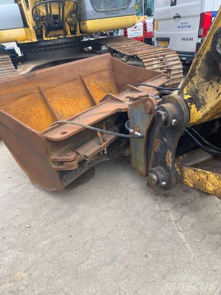 New Holland E 265 Lánctalpas kotrók