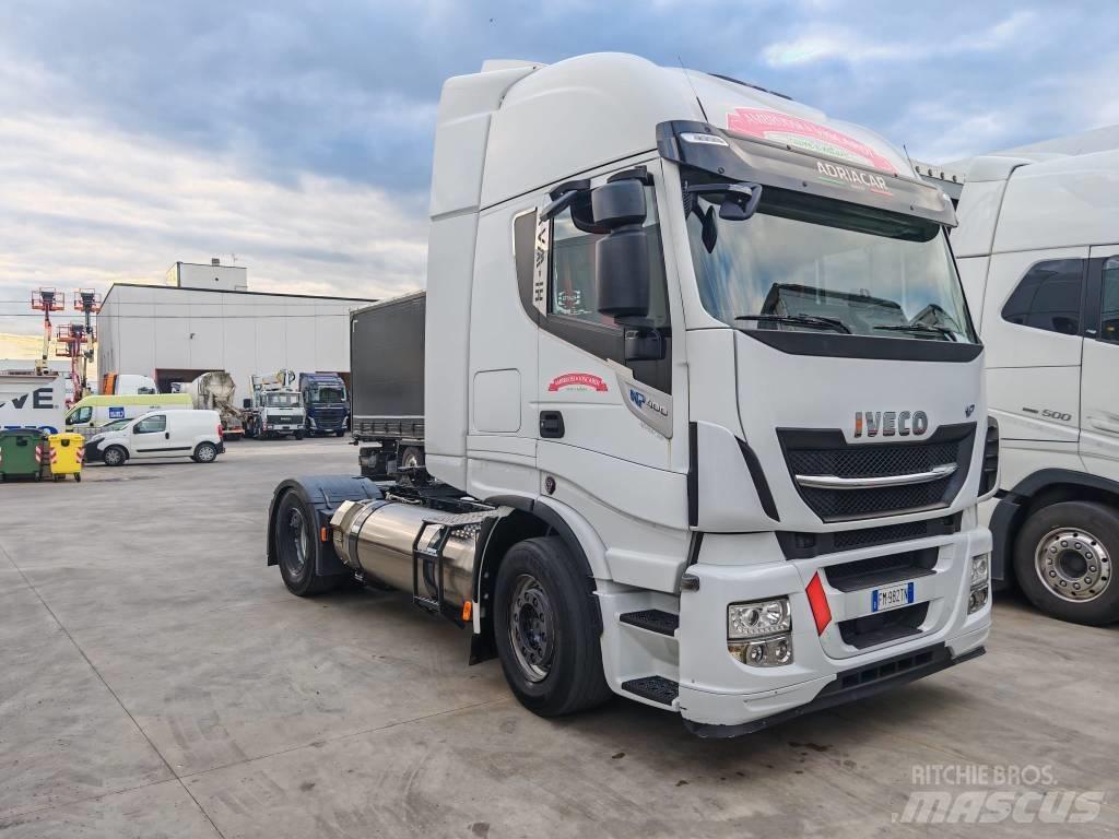 Iveco STRALIS 400 NP Nyergesvontatók
