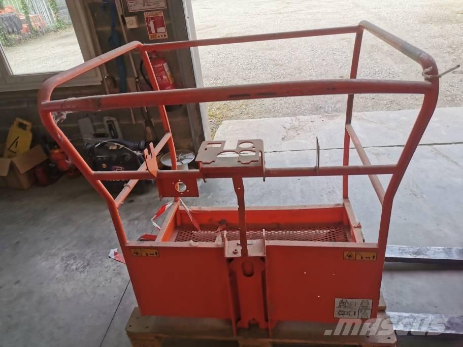 JLG Toucan 10 E Gémek és dipperek