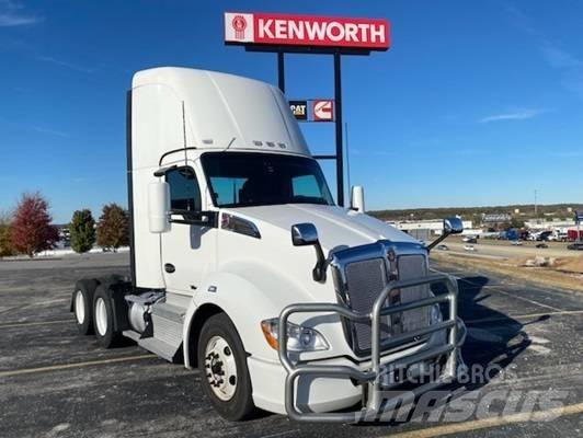 Kenworth T 680 Nyergesvontatók