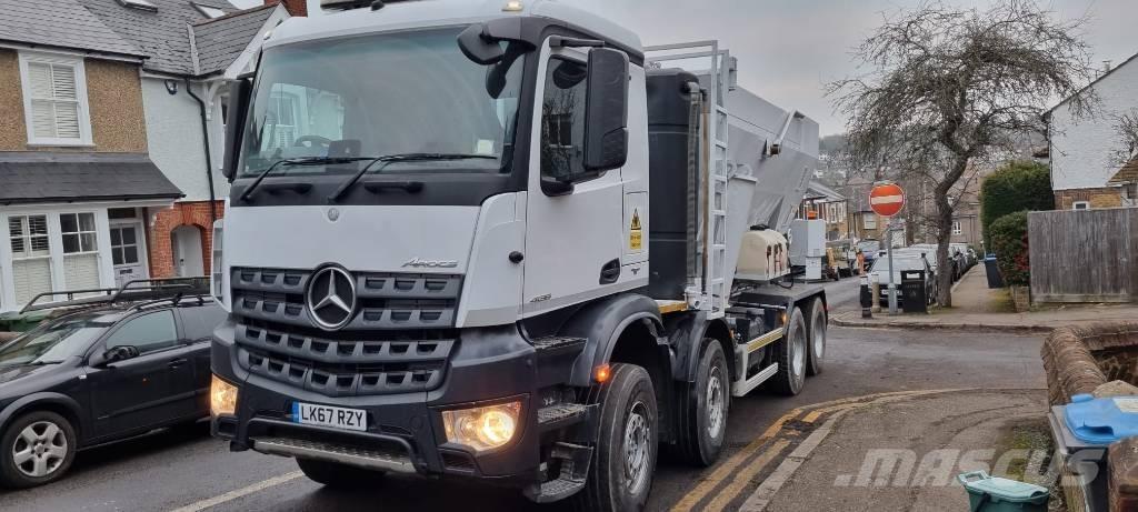 Mercedes-Benz HYN3C4 Beton keverők