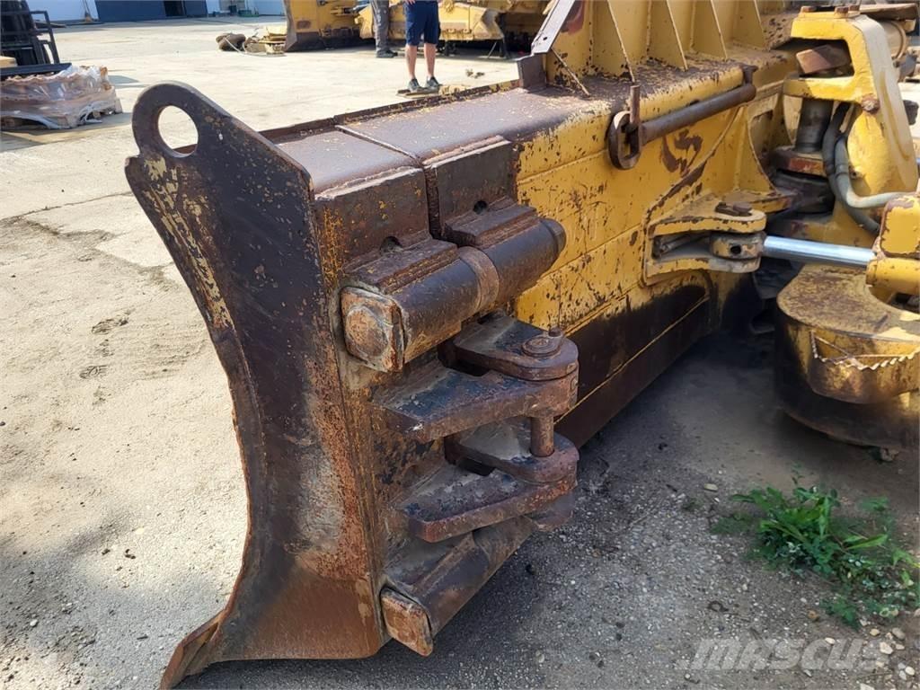 CAT D6N LGP Építőipar - Egyebek