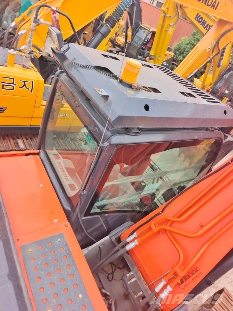 Hitachi ZAXIS 200 3G Lánctalpas kotrók