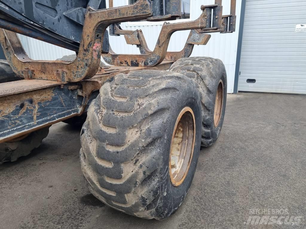 Komatsu 855 Kihordók