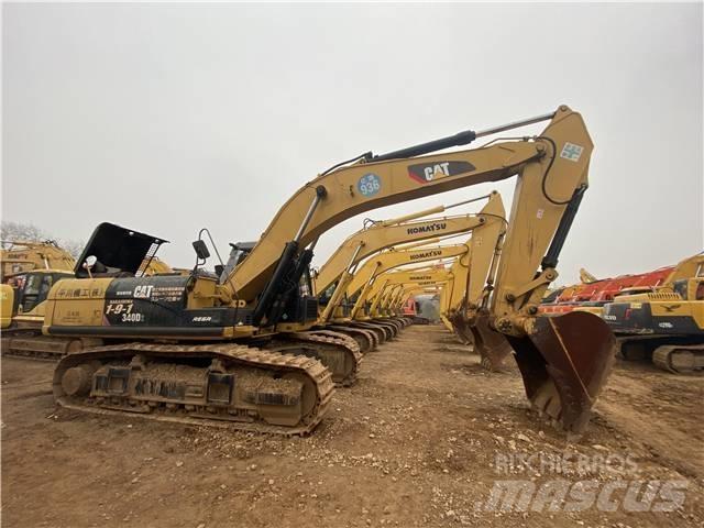CAT 340D2 Lánctalpas kotrók