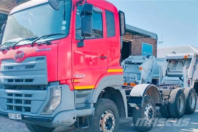 UD CGE 370 8x4 Egyéb