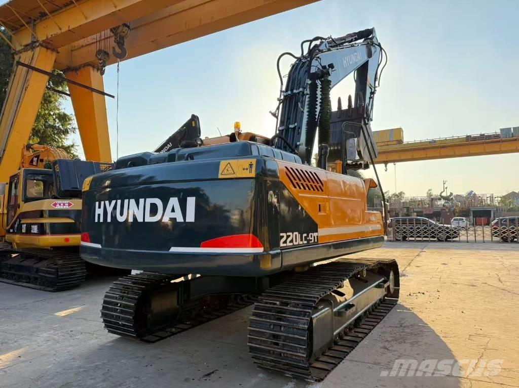 Hyundai R220LC-9S Lánctalpas kotrók