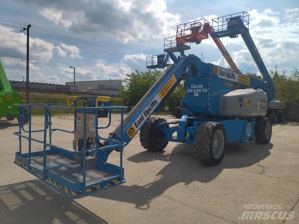 Genie ZX 135/70 Karos emelők