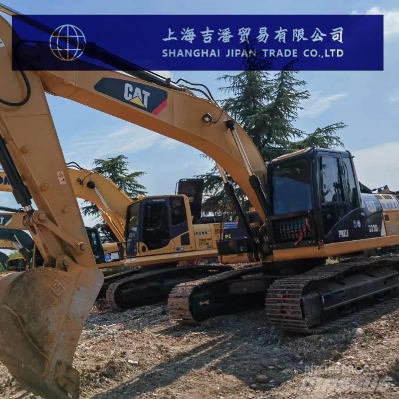 CAT 323 D Lánctalpas kotrók