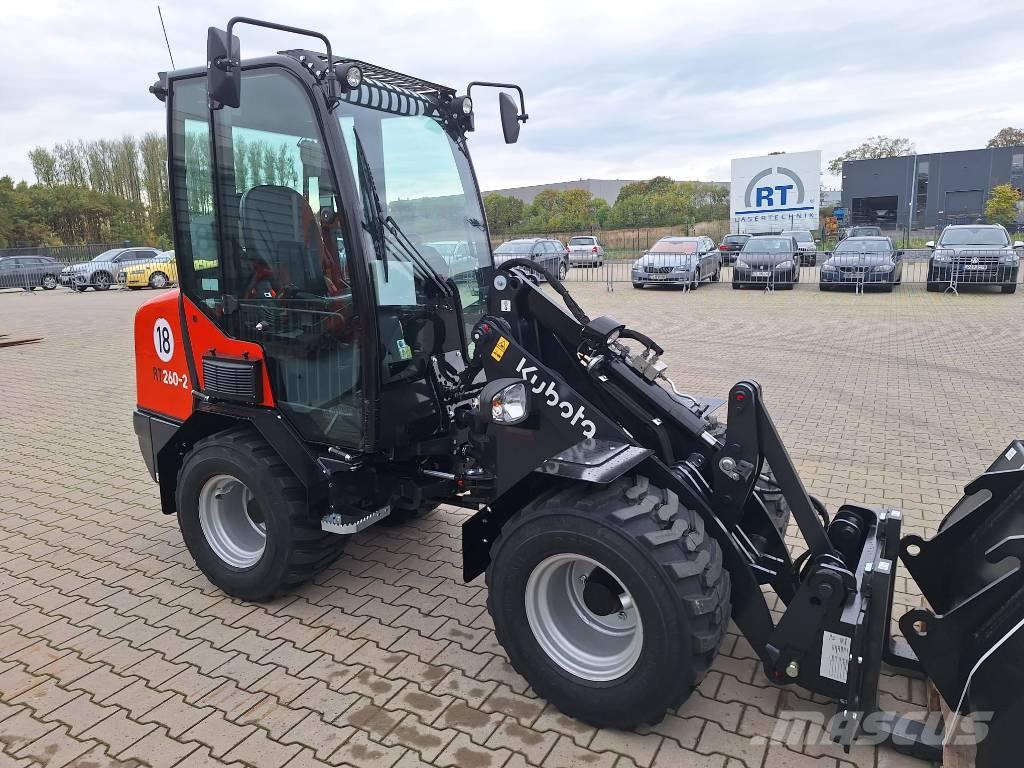 Kubota RT 260-2 Gumikerekes homlokrakodók
