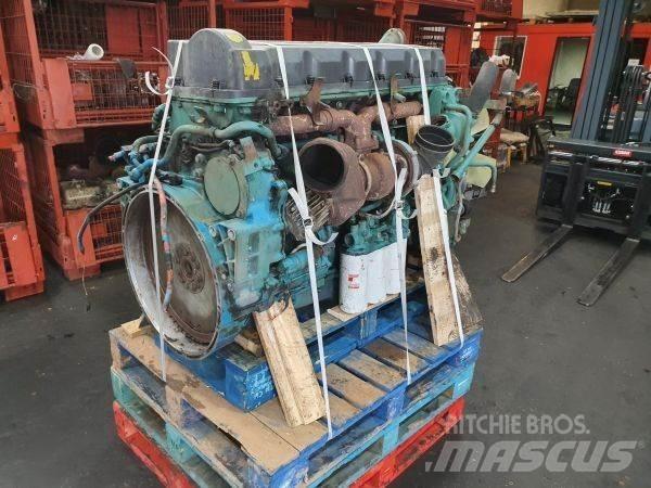 Volvo D9A260 EC01 Motorok