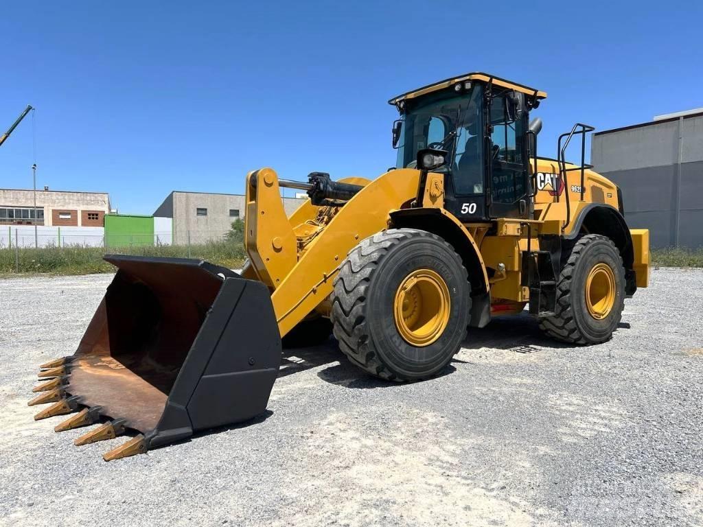 CAT 962 M Gumikerekes homlokrakodók