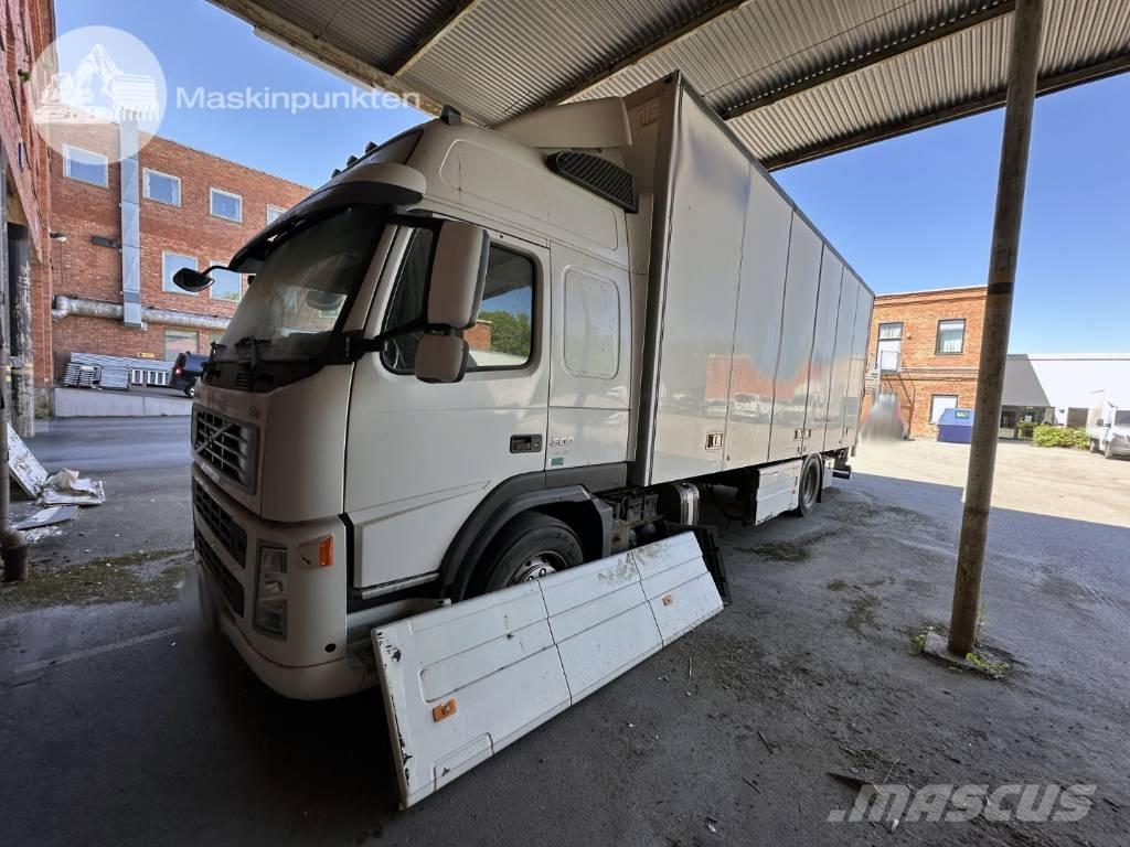 Volvo FM 300 Dobozos teherautók