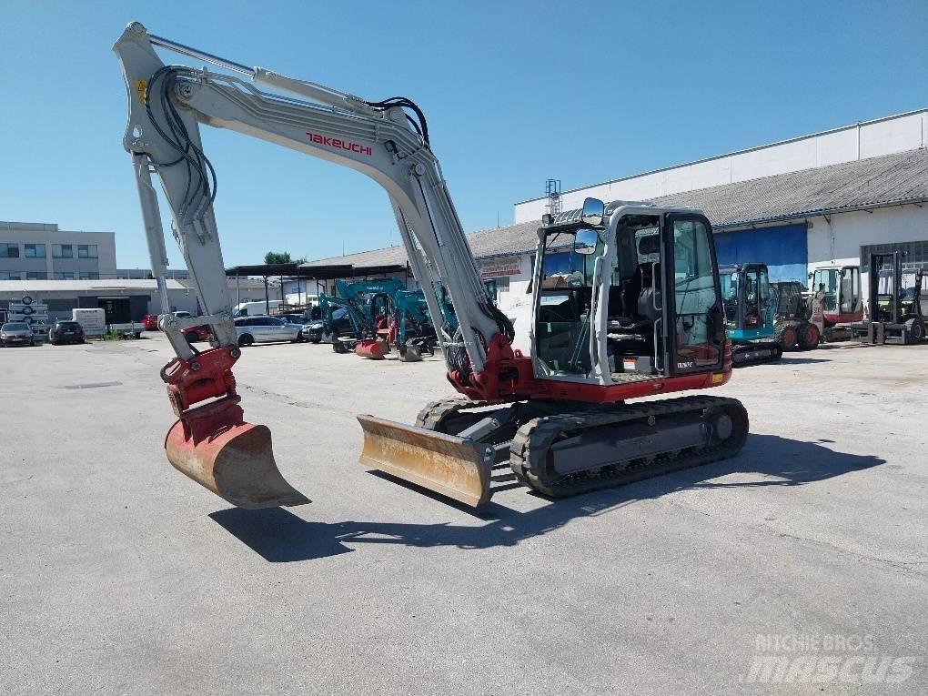 Takeuchi TB290-2 Közepes (midi) kotrók 7 t - 12 t