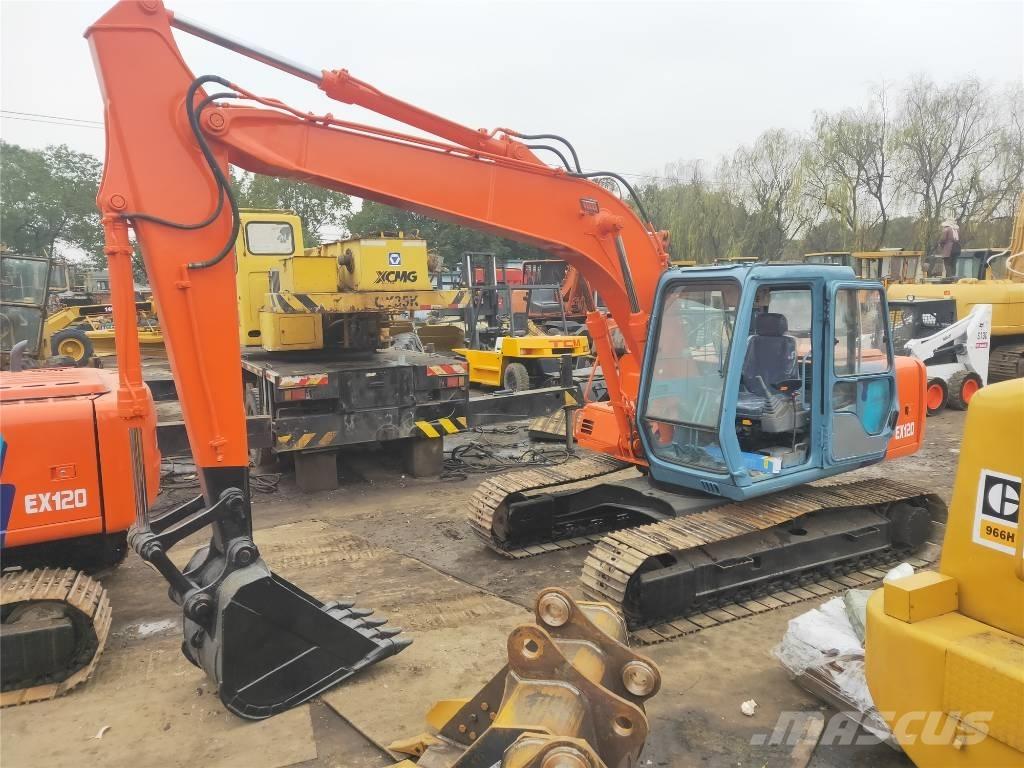 Hitachi EX120 Közepes (midi) kotrók 7 t - 12 t