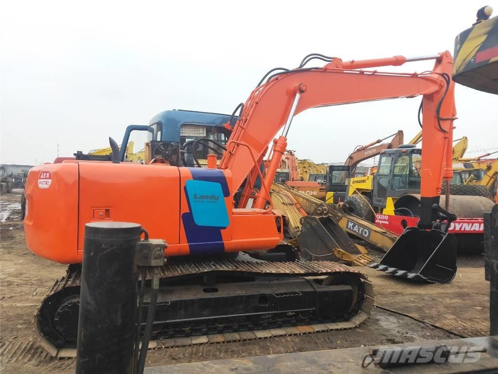 Hitachi EX120 Közepes (midi) kotrók 7 t - 12 t