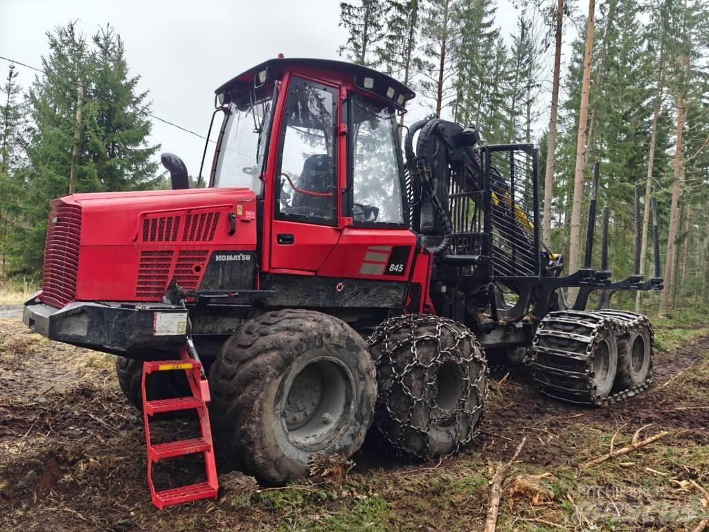 Komatsu 845 Kihordók